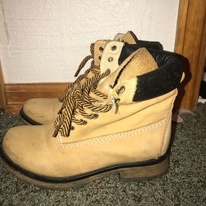 Steve Madden Boots